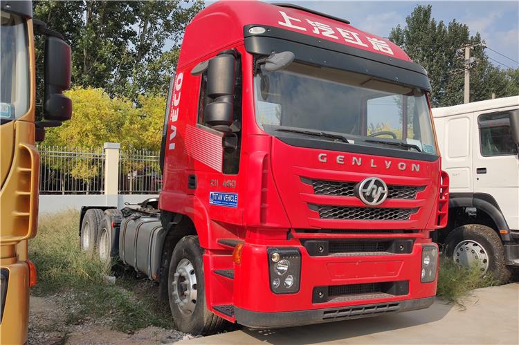 Hongyan Used Genlyon Truck Head for Sale - Cap tractor: Foto 1 Hongyan Used Genlyon Truck Head for Sale - Cap tractor: Foto 1