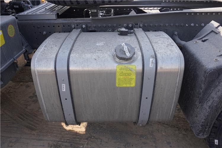 SINOTRUK Howo Truck Head Price 400HP for Sale In Guinea - Cap tractor: Foto 3 SINOTRUK Howo Truck Head Price 400HP for Sale In Guinea - Cap tractor: Foto 3