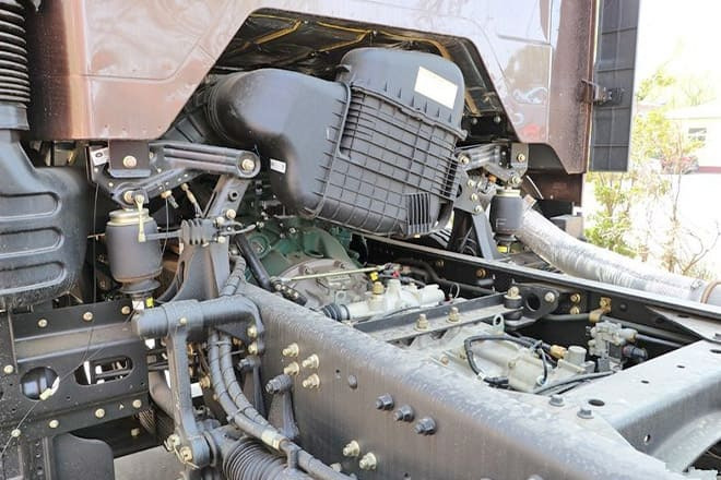 FAWA FAW Truck J6P New Model for Sale in Sierra Leone - Camion şasiu: Foto 2 FAWA FAW Truck J6P New Model for Sale in Sierra Leone - Camion şasiu: Foto 2