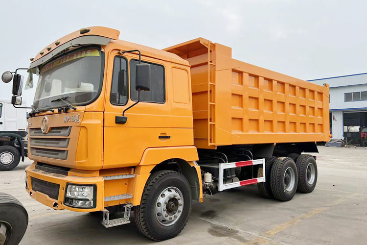 SHACMAN Shacman Cargo Truck for Sale in Kenya - Camion basculantă: Foto 1 SHACMAN Shacman Cargo Truck for Sale in Kenya - Camion basculantă: Foto 1
