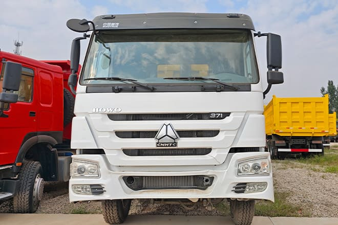 SINOTRUK Second Hand Sinotruk Howo 371 Dump Truck Specifications for Sale in Uruguay - Camion basculantă: Foto 2 SINOTRUK Second Hand Sinotruk Howo 371 Dump Truck Specifications for Sale in Uruguay - Camion basculantă: Foto 2