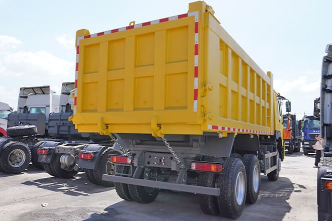 SINOTRUK Sinotruk Howo 400 New Dump Truck for Sale in Angola - Camion basculantă: Foto 4 SINOTRUK Sinotruk Howo 400 New Dump Truck for Sale in Angola - Camion basculantă: Foto 4