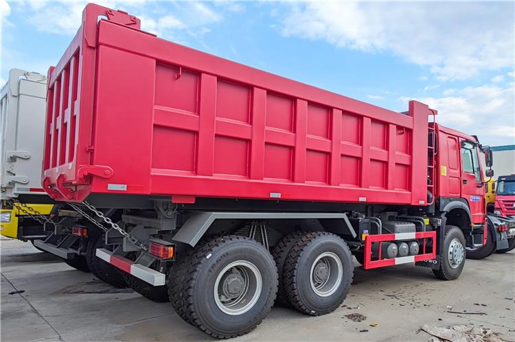 SINOTRUK Used Howo 340 Tipper Truck 6x4 for Sale Price In Senegal - Camion basculantă: Foto 2 SINOTRUK Used Howo 340 Tipper Truck 6x4 for Sale Price In Senegal - Camion basculantă: Foto 2