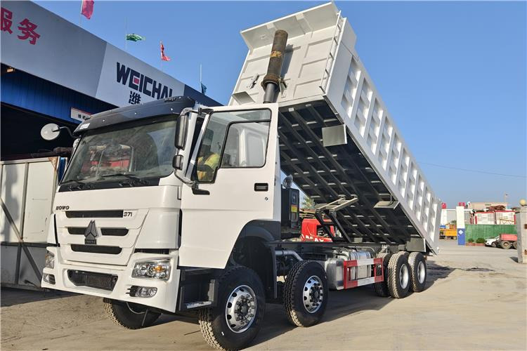 SINOTRUK Used Howo 371 Dump Truck 8x4 for Sale In Ghana - Camion basculantă: Foto 1 SINOTRUK Used Howo 371 Dump Truck 8x4 for Sale In Ghana - Camion basculantă: Foto 1