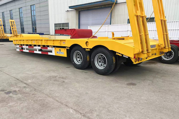 TITAN 2 Axle Low Bed Trailer for Sale in Guyana - Semiremorcă transport agabaritic: Foto 4 TITAN 2 Axle Low Bed Trailer for Sale in Guyana - Semiremorcă transport agabaritic: Foto 4