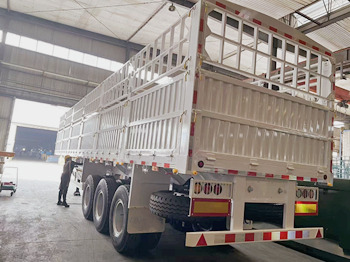 TITAN Animal Transport Fence Trailer for Sale in Mali - Semiremorcă transport animale: Foto 3 TITAN Animal Transport Fence Trailer for Sale in Mali - Semiremorcă transport animale: Foto 3