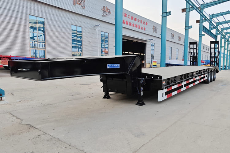 TITAN Low Bed Semi Trailer for Sale in Zambia - Semiremorcă transport agabaritic: Foto 1 TITAN Low Bed Semi Trailer for Sale in Zambia - Semiremorcă transport agabaritic: Foto 1