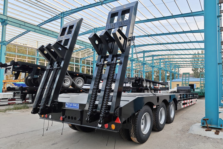 TITAN Low Bed Semi Trailer for Sale in Zambia - Semiremorcă transport agabaritic: Foto 3 TITAN Low Bed Semi Trailer for Sale in Zambia - Semiremorcă transport agabaritic: Foto 3