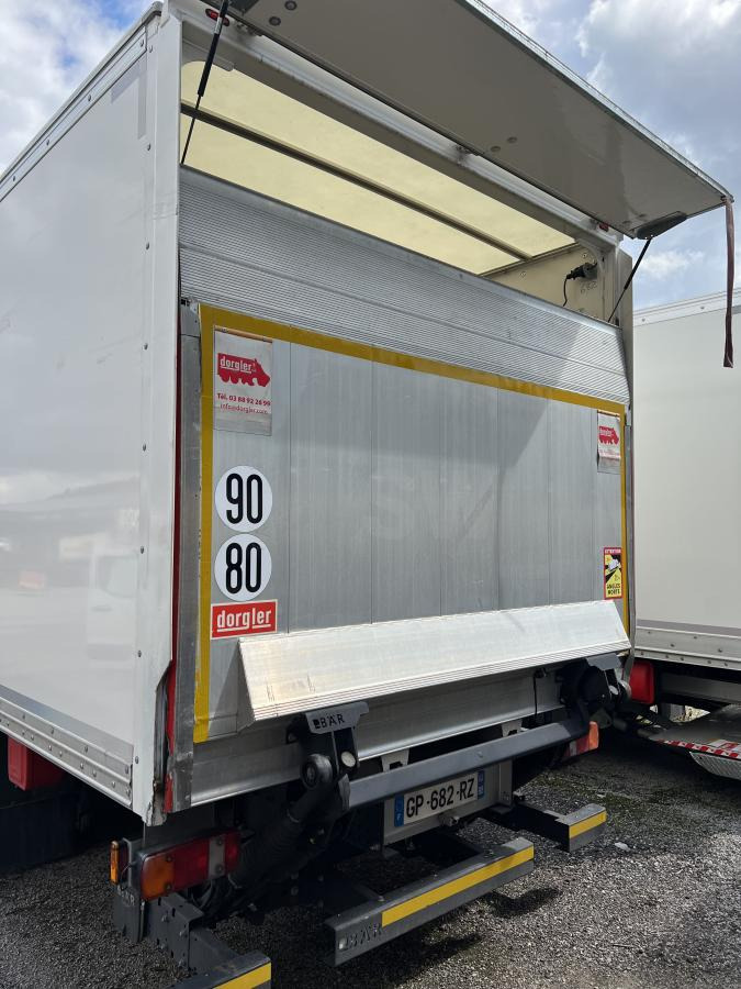 MAN TGS 18.360 - Camion furgon: Foto 3 MAN TGS 18.360 - Camion furgon: Foto 3