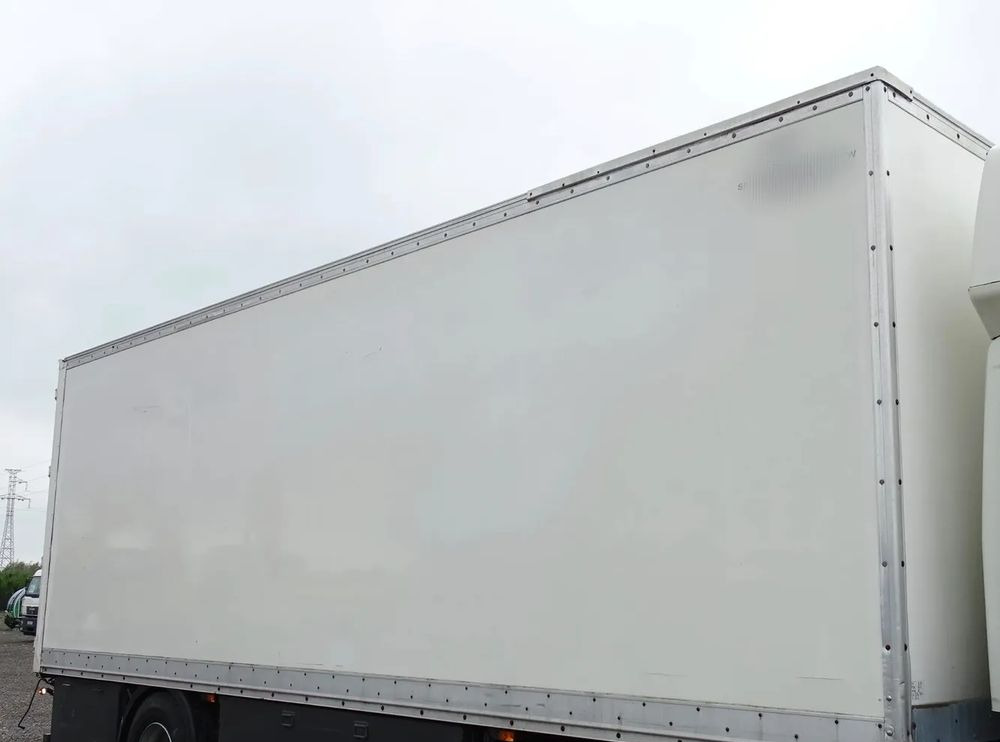 DAF LF 18.320 Kontener 20 palet - Camion furgon: Foto 4 DAF LF 18.320 Kontener 20 palet - Camion furgon: Foto 4