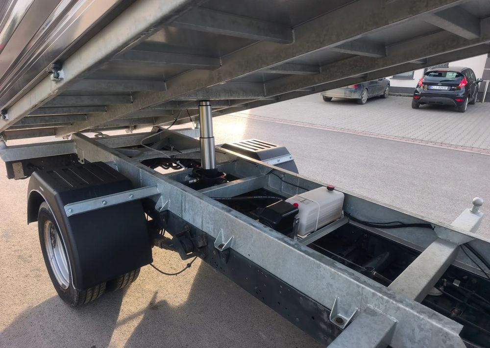 Iveco Daily 35c14 kipper wywrot wywrotka - Autoutilitară basculantă: Foto 3 Iveco Daily 35c14 kipper wywrot wywrotka - Autoutilitară basculantă: Foto 3