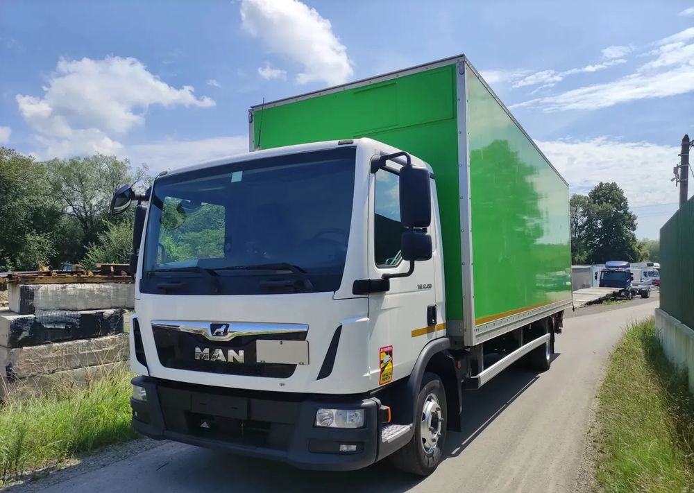 MAN TGL 12.180 podwozie do zabudowy - Camion şasiu: Foto 3 MAN TGL 12.180 podwozie do zabudowy - Camion şasiu: Foto 3