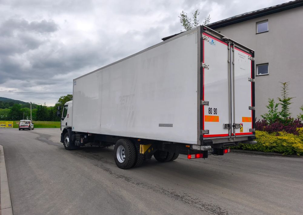 Renault GAMA D 18.320 chłodnia izoterma 18 palet sypialka - Camion frigider: Foto 5 Renault GAMA D 18.320 chłodnia izoterma 18 palet sypialka - Camion frigider: Foto 5