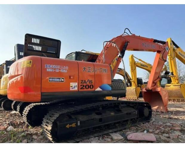 2022 Hitachi ZX200-3 - Excavator pe şenile: Foto 1 2022 Hitachi ZX200-3 - Excavator pe şenile: Foto 1