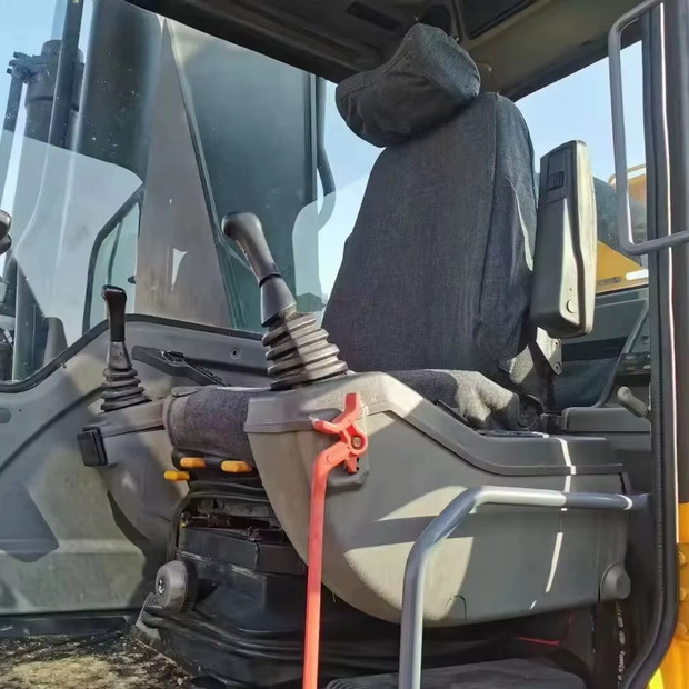 2023 Volvo EC360 - Excavator pe şenile: Foto 3 2023 Volvo EC360 - Excavator pe şenile: Foto 3
