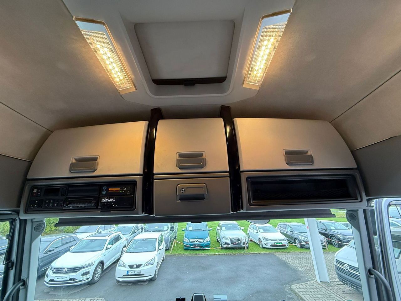 Cap tractor RENAULT T: Foto 16