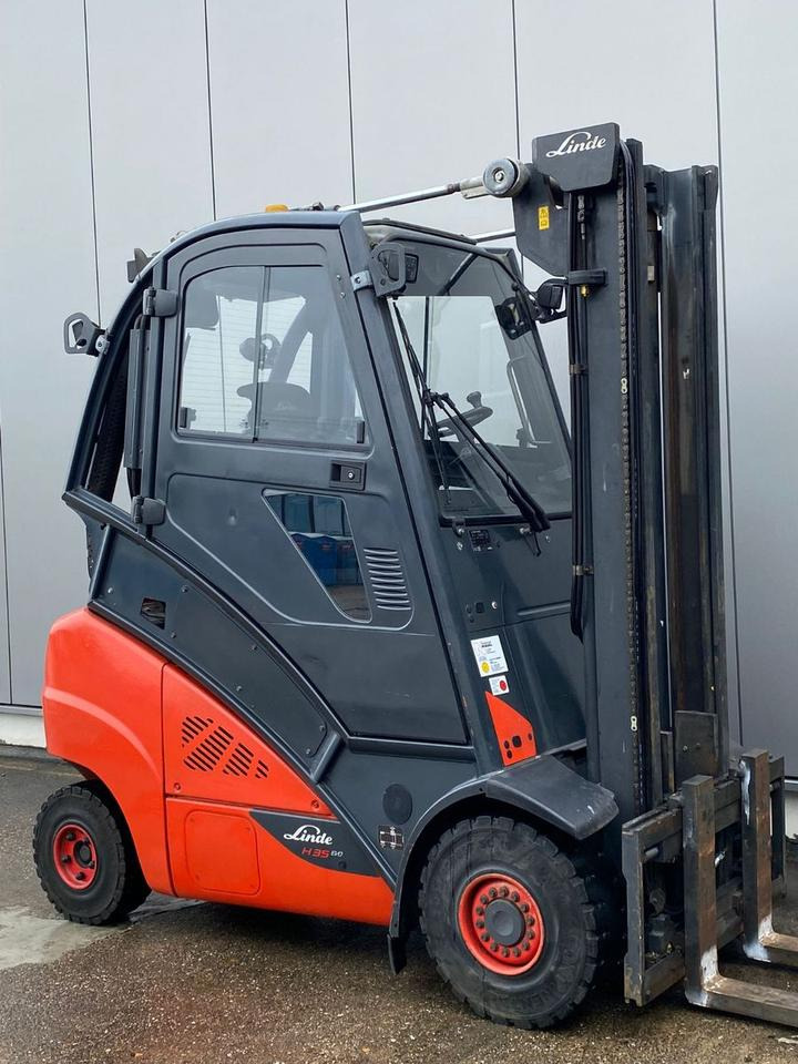 Linde Linde H 35 T - 6.012 h - Seitenschieber - - Stivuitor GPL: Foto 4 Linde Linde H 35 T - 6.012 h - Seitenschieber - - Stivuitor GPL: Foto 4