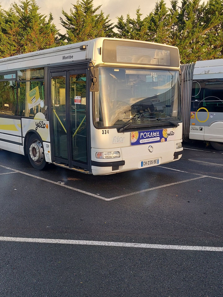 Bus articulé vélo marque IRISBUS modèle AGORA - Autobuz articulat: Foto 1 Bus articulé vélo marque IRISBUS modèle AGORA - Autobuz articulat: Foto 1