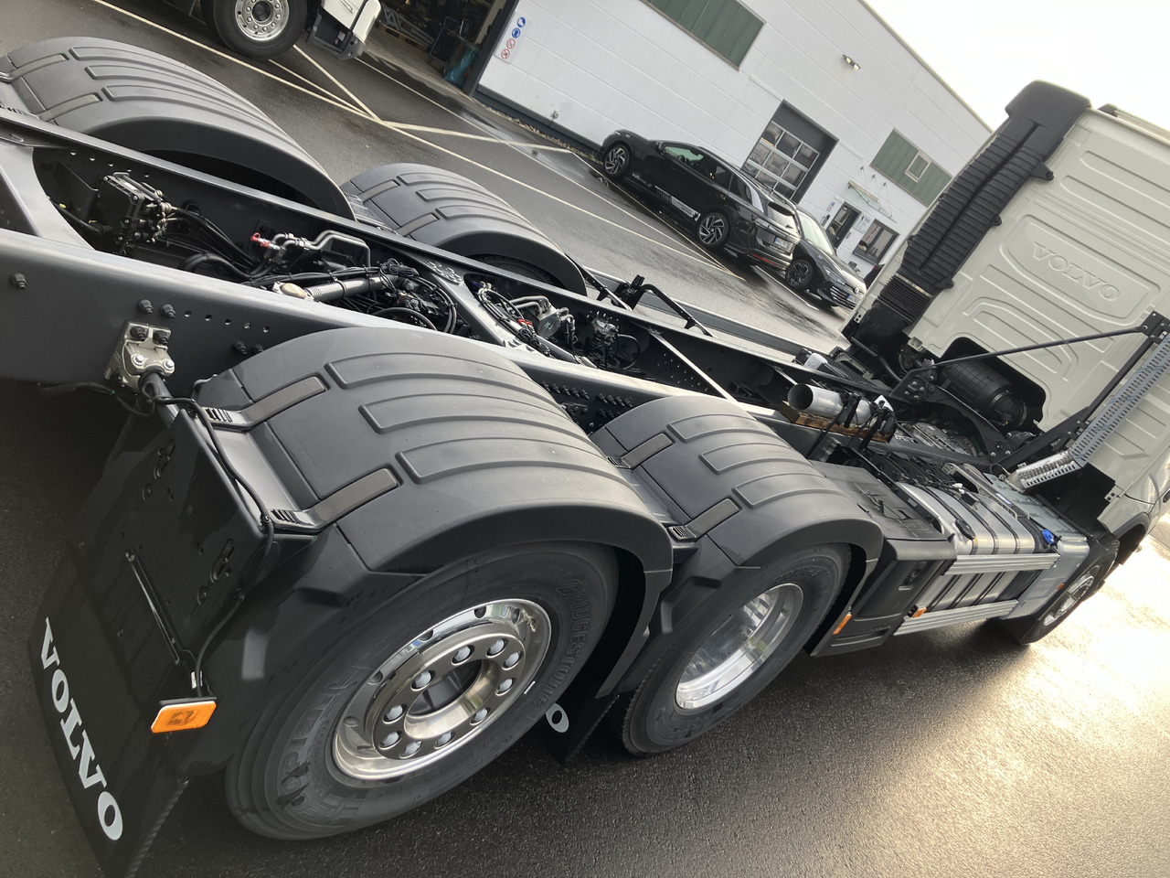 VOLVO FM 540 6x2 Globetrotter Chassis - Camion şasiu: Foto 4 VOLVO FM 540 6x2 Globetrotter Chassis - Camion şasiu: Foto 4