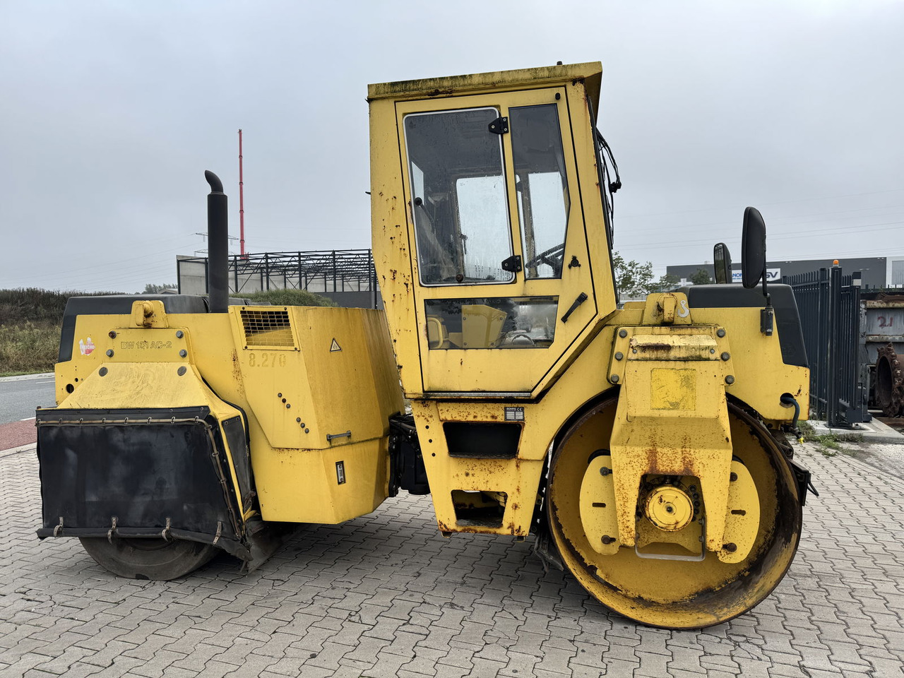 Bomag BW 151 AC-2 - Cilindru compactor mixt: Foto 1 Bomag BW 151 AC-2 - Cilindru compactor mixt: Foto 1