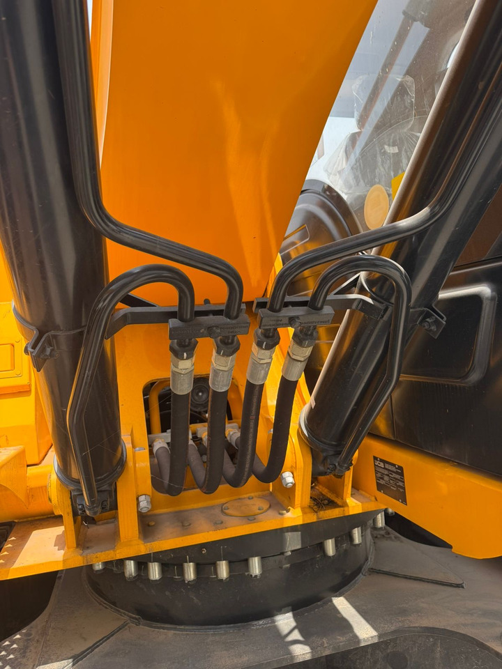 Excavator JCB 225: Foto 10