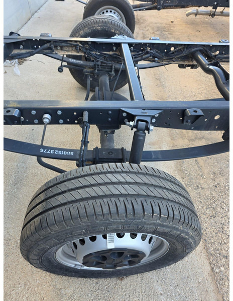 Camion şasiu nou Iveco Daily 35S14: Foto 10 Camion şasiu nou Iveco Daily 35S14: Foto 10