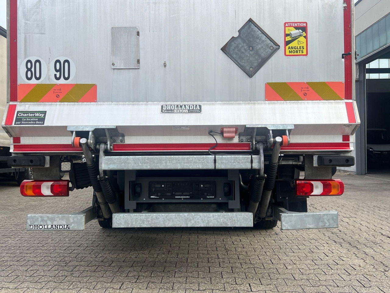 Mercedes-Benz Atego 1218 L Classic-Vermietung möglich-ADR-LBW - Camion furgon: Foto 4 Mercedes-Benz Atego 1218 L Classic-Vermietung möglich-ADR-LBW - Camion furgon: Foto 4