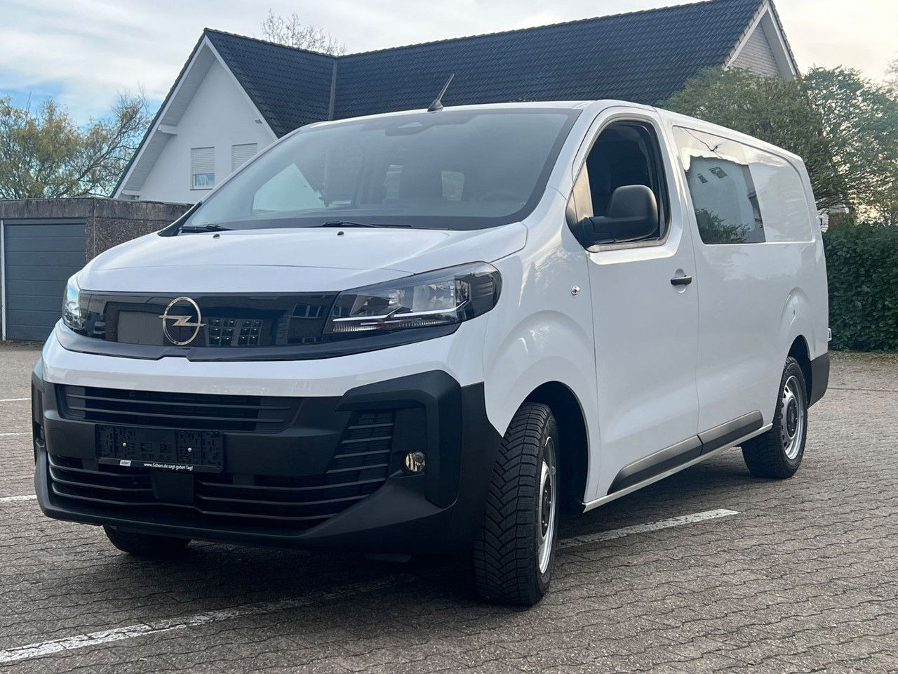 Opel Vivaro Flex L3 6 Sitze Allwetter AHK Rückfahrka - Autoutilitară compactă: Foto 1 Opel Vivaro Flex L3 6 Sitze Allwetter AHK Rückfahrka - Autoutilitară compactă: Foto 1