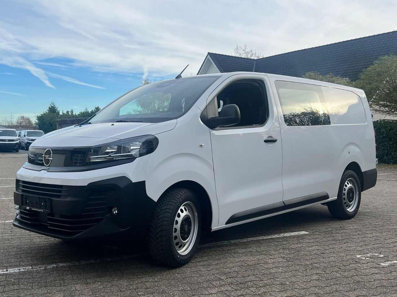 Opel Vivaro Flex L3 6 Sitze Allwetter AHK Rückfahrka - Autoutilitară compactă: Foto 2 Opel Vivaro Flex L3 6 Sitze Allwetter AHK Rückfahrka - Autoutilitară compactă: Foto 2