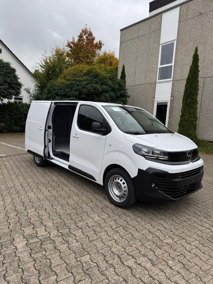 Opel Vivaro L3H1 144 PS Schalter - Dubă: Foto 2 Opel Vivaro L3H1 144 PS Schalter - Dubă: Foto 2