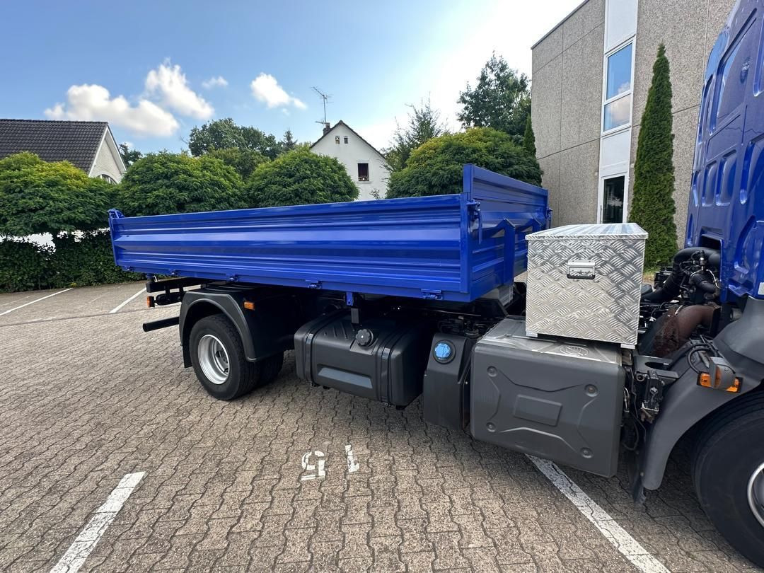 Renault D 12.240 Meiller Dreiseitenkipper 12 to - Camion basculantă: Foto 5 Renault D 12.240 Meiller Dreiseitenkipper 12 to - Camion basculantă: Foto 5