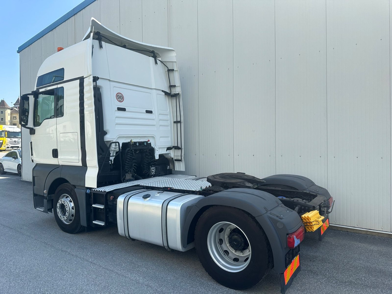 MAN TGX 18.460 XXL Intarder/Standklima - Cap tractor: Foto 3 MAN TGX 18.460 XXL Intarder/Standklima - Cap tractor: Foto 3