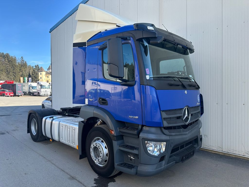 Mercedes-Benz Antos 1836 Mercedes-Benz Antos 1836 - Cap tractor: Foto 2 Mercedes-Benz Antos 1836 Mercedes-Benz Antos 1836 - Cap tractor: Foto 2