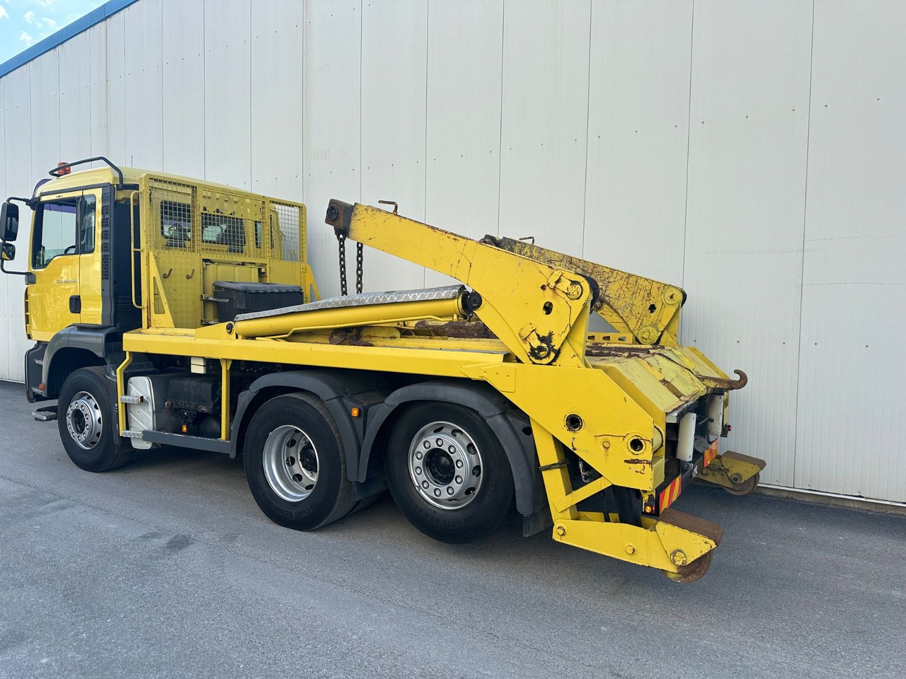 MAN TGA 26.440 - Camion basculantă: Foto 4 MAN TGA 26.440 - Camion basculantă: Foto 4