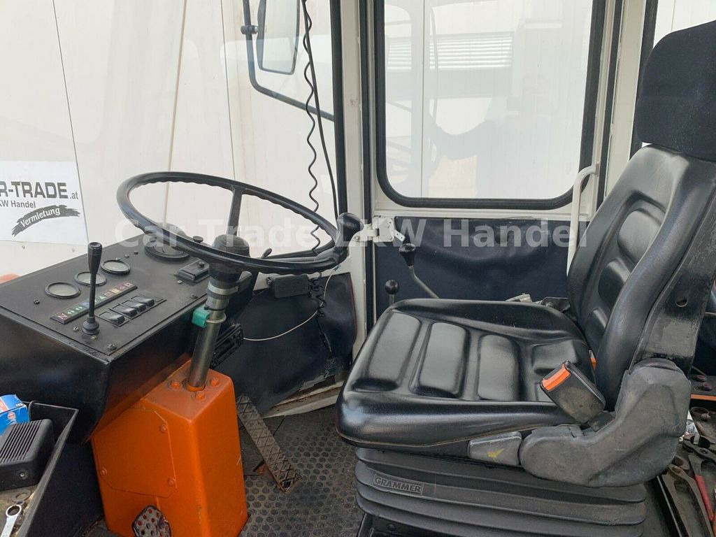 Schaeff SKB 902 - Buldoexcavator: Foto 5 Schaeff SKB 902 - Buldoexcavator: Foto 5