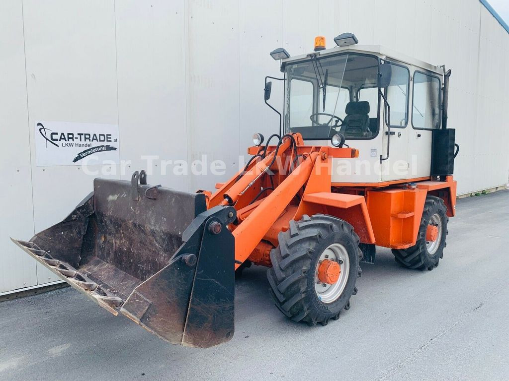 Schaeff SKB 902 - Buldoexcavator: Foto 1 Schaeff SKB 902 - Buldoexcavator: Foto 1