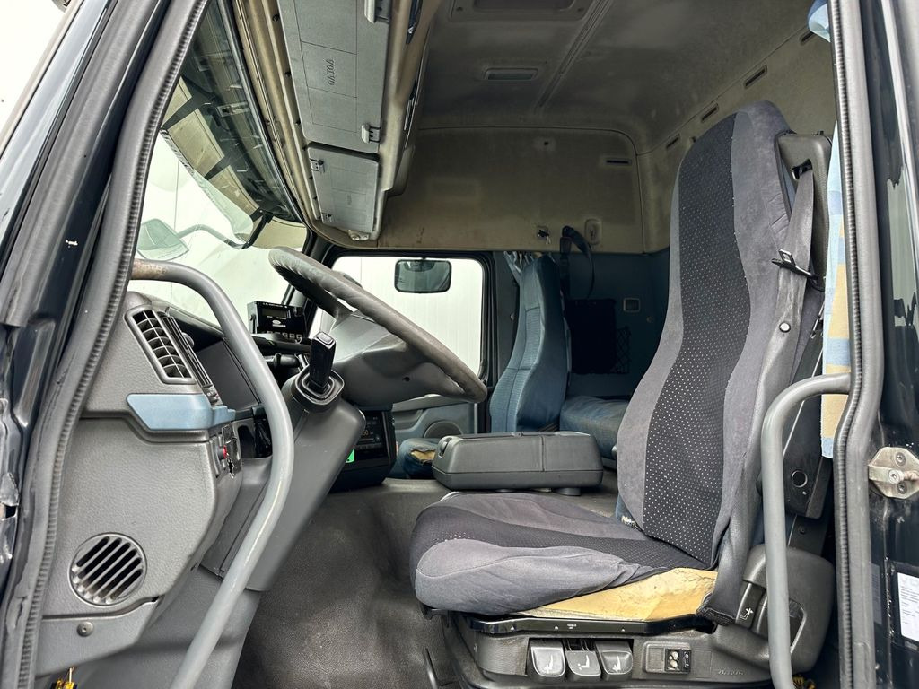 Volvo FM 440 VEB+ Analog Supra 850 Volvo FM 440 VEB+ Analog Supra 850 - Camion frigider: Foto 5 Volvo FM 440 VEB+ Analog Supra 850 Volvo FM 440 VEB+ Analog Supra 850 - Camion frigider: Foto 5