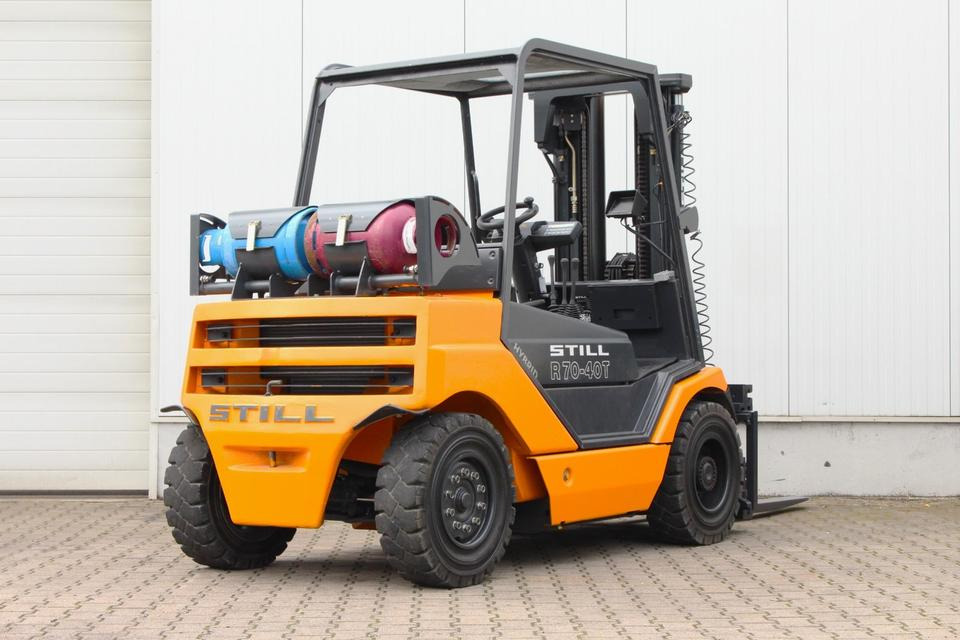 STILL R70-40T Gas Triplex 4t Klammergabel - Stivuitor GPL: Foto 2 STILL R70-40T Gas Triplex 4t Klammergabel - Stivuitor GPL: Foto 2