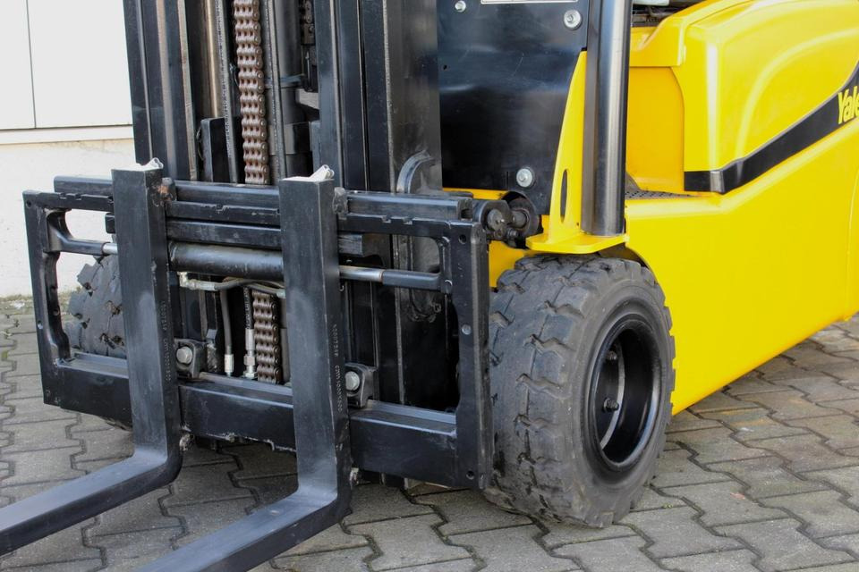 Electrostivuitor YALE ERP18VT Triplex 5,2m 1800kg: Foto 20