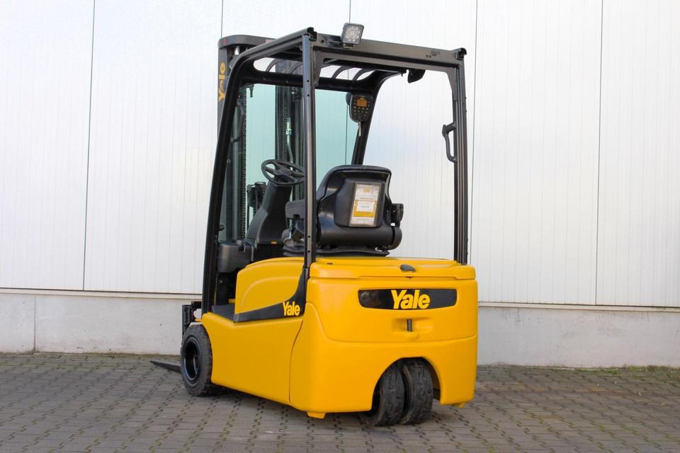 Electrostivuitor YALE ERP18VT Triplex 5,2m 1800kg: Foto 11