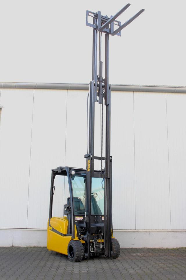 Electrostivuitor YALE ERP18VT Triplex 5,2m 1800kg: Foto 16