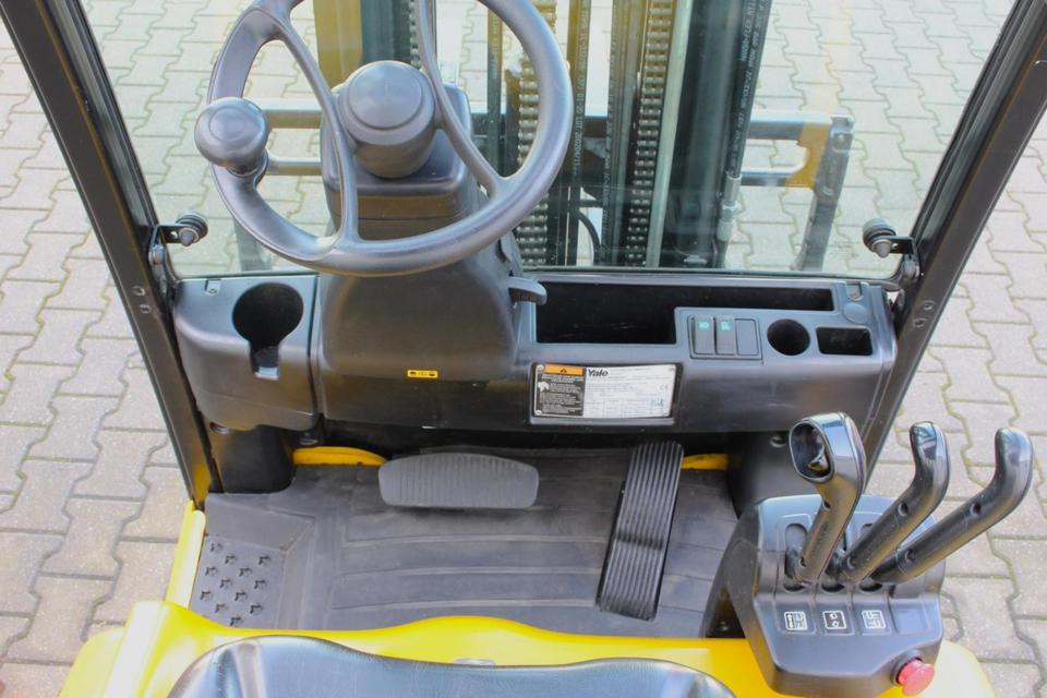 Electrostivuitor YALE ERP18VT Triplex 5,2m 1800kg: Foto 17