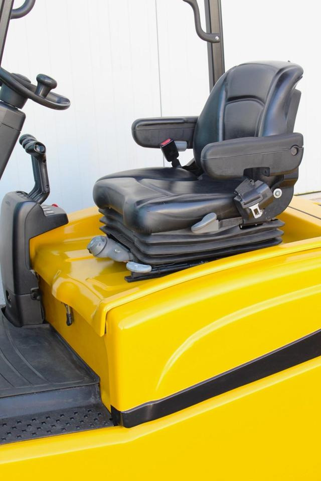 Electrostivuitor YALE ERP18VT Triplex 5,2m 1800kg: Foto 9