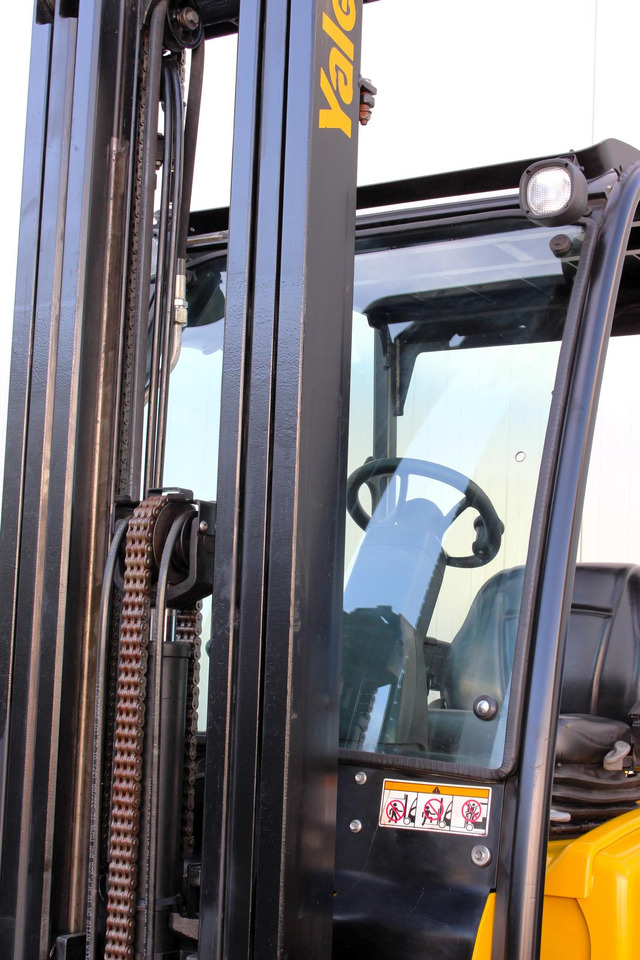 Electrostivuitor YALE ERP18VT Triplex 5,2m 1800kg: Foto 23