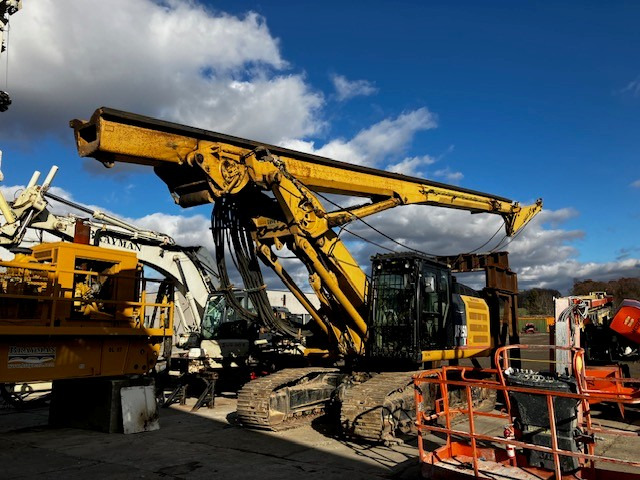 IMT AF 250 E - Maşină de foraj: Foto 1 IMT AF 250 E - Maşină de foraj: Foto 1