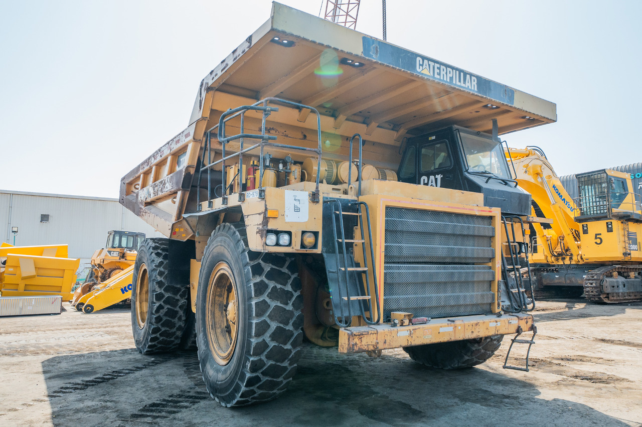 CATERPILLAR 777 D - Camion minier: Foto 2 CATERPILLAR 777 D - Camion minier: Foto 2