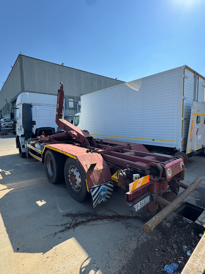 IVECO MAGIRUS 240E42 Gancio Scarrabile - Camion platformă: Foto 4 IVECO MAGIRUS 240E42 Gancio Scarrabile - Camion platformă: Foto 4
