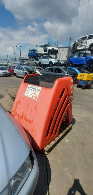 O&K L 15.5 klapa tyl - Caroserie și exterior pentru Încărcător frontal pe pneuri: Foto 3 O&K L 15.5 klapa tyl - Caroserie și exterior pentru Încărcător frontal pe pneuri: Foto 3