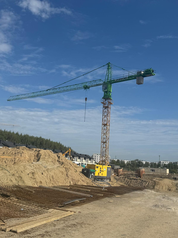 Liebherr 112 EC-H Litronic - Macara turn: Foto 1 Liebherr 112 EC-H Litronic - Macara turn: Foto 1