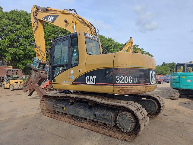CAT 320CU - Excavator pe şenile: Foto 3 CAT 320CU - Excavator pe şenile: Foto 3